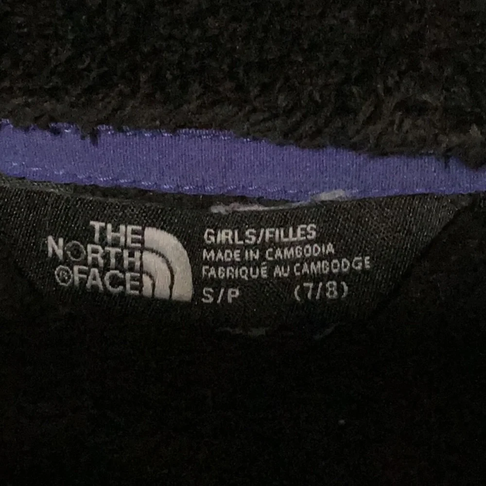 The North Face Kids‎ Black Blue Trim Fleece Jacket 7/8